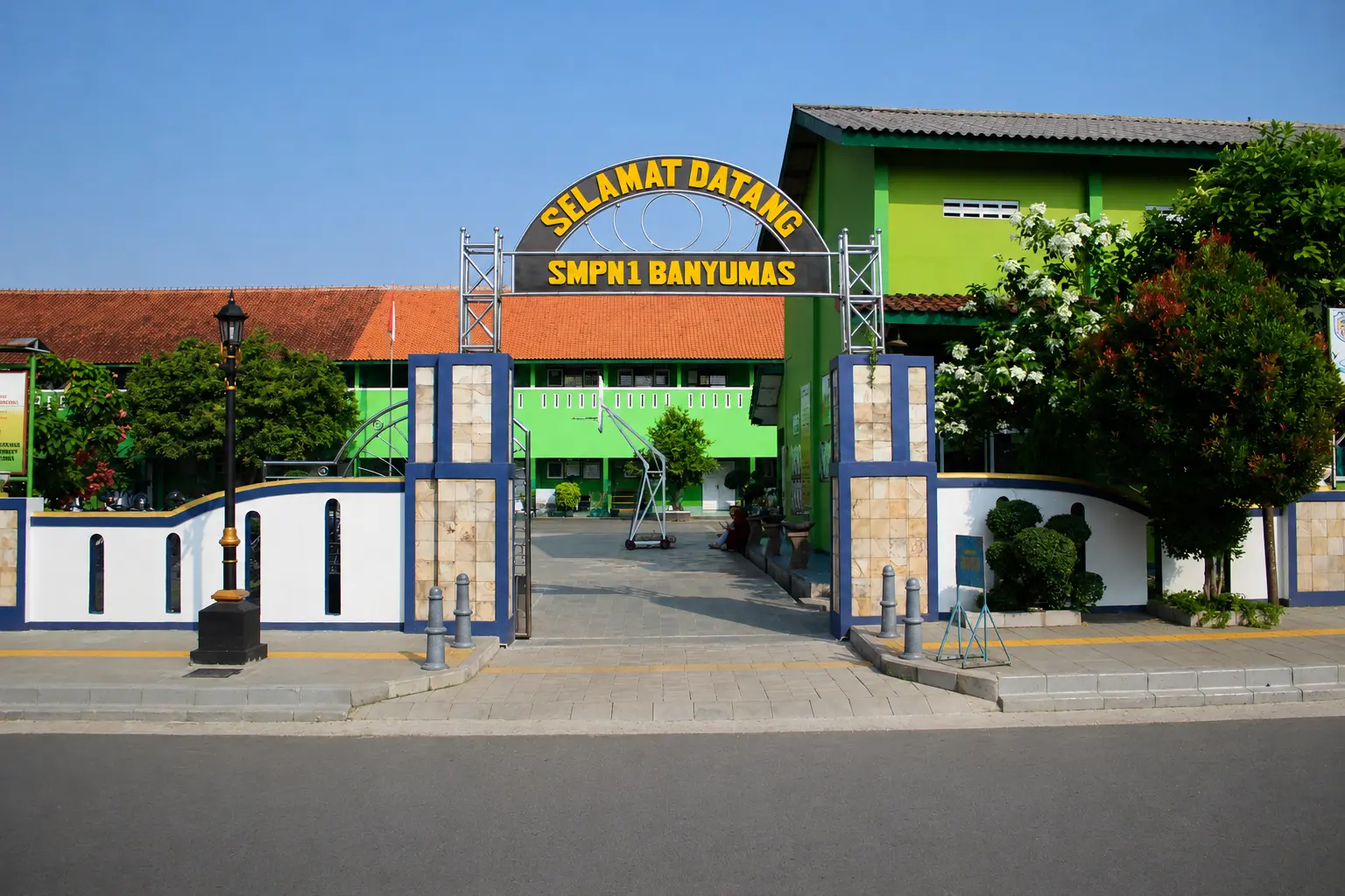 Gedung SMP Negeri 1 Banyumas